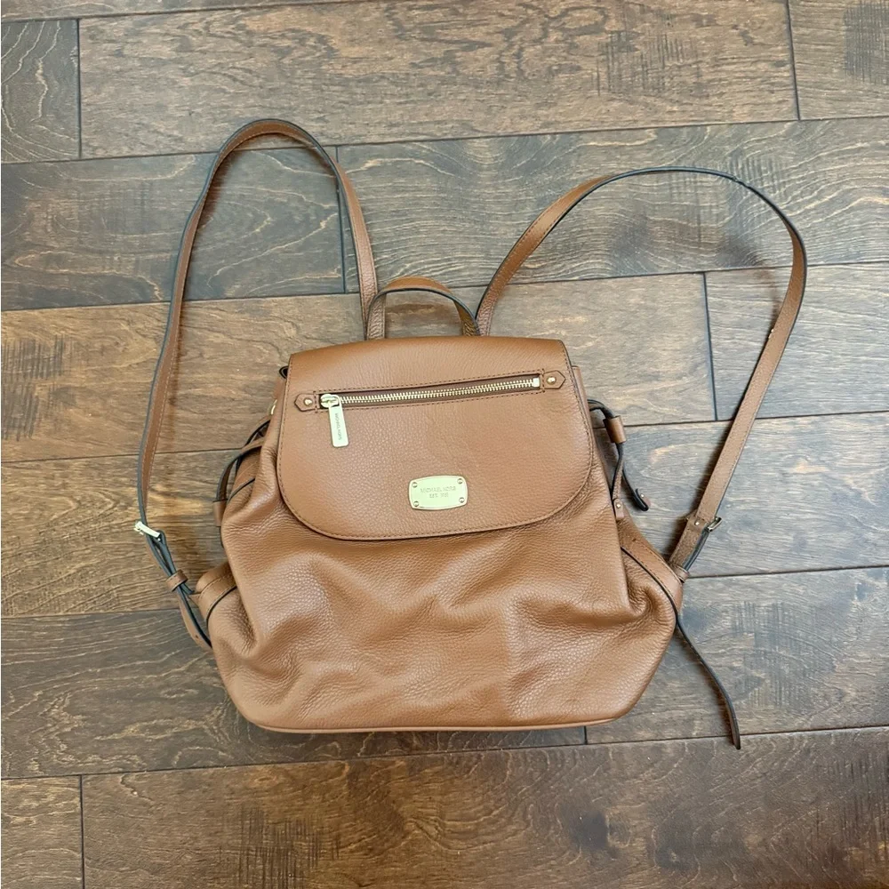 Michael Kors effortless style